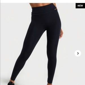 Whitney x gymshark black leggings L